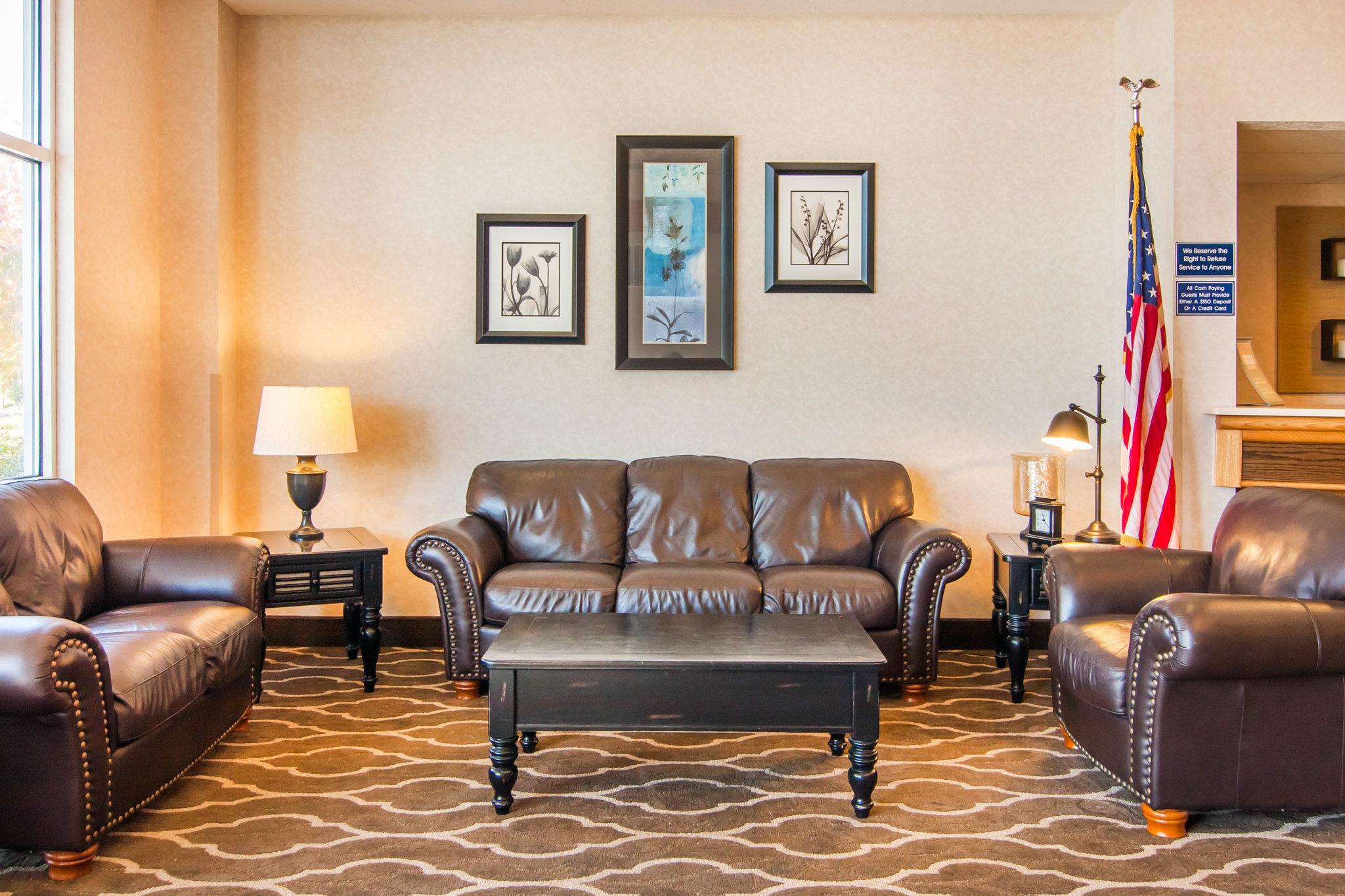 Comfort Suites Salem Esterno foto