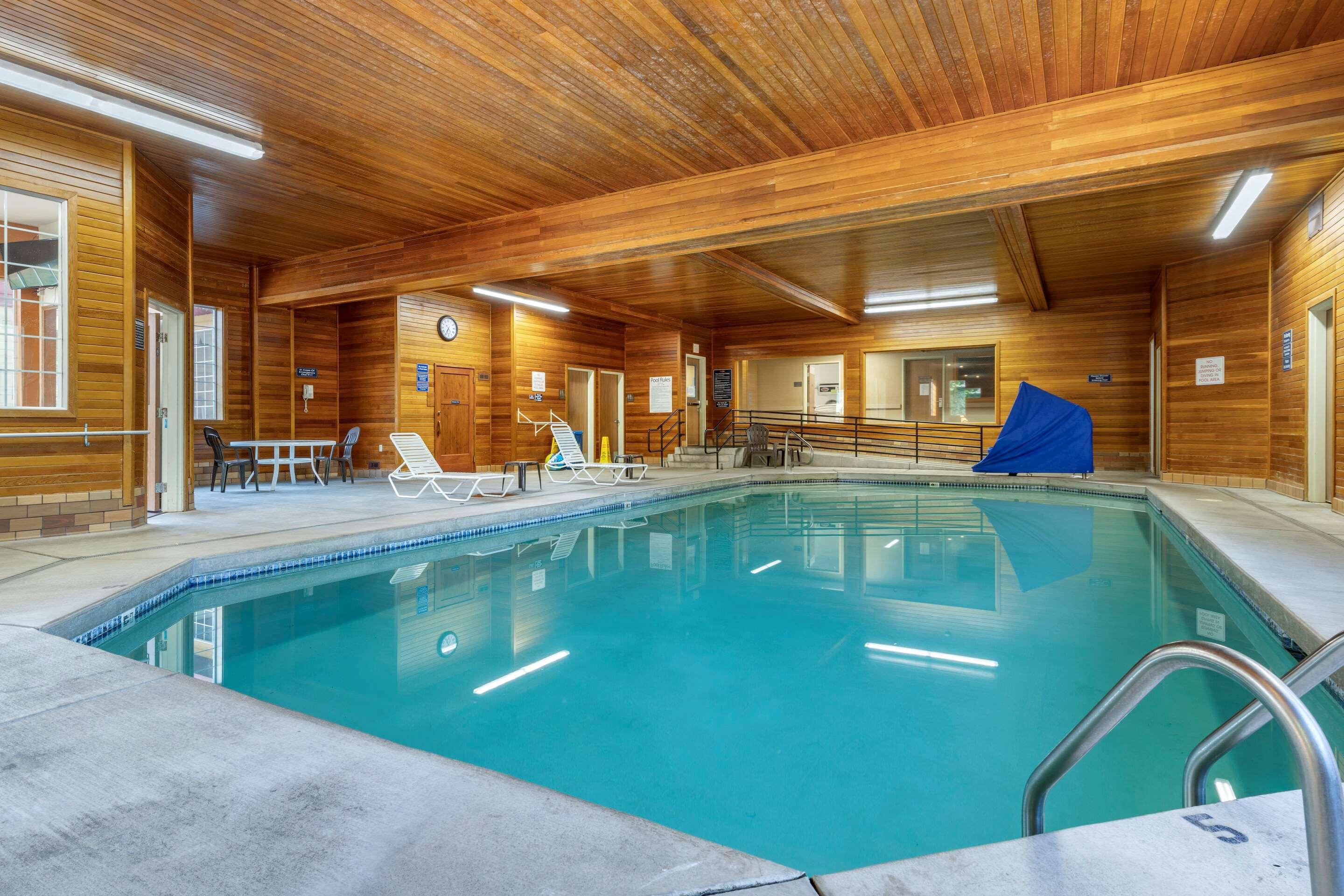 Comfort Suites Salem Esterno foto