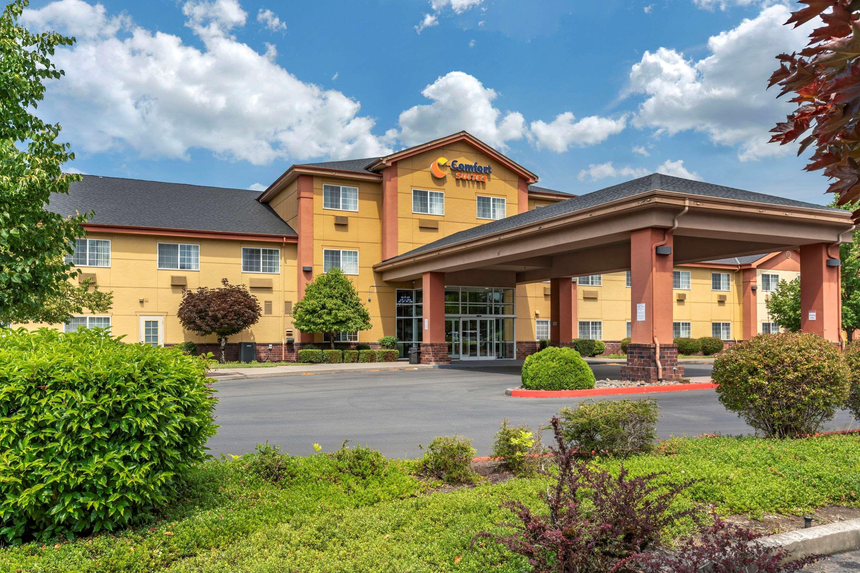 Comfort Suites Salem Esterno foto