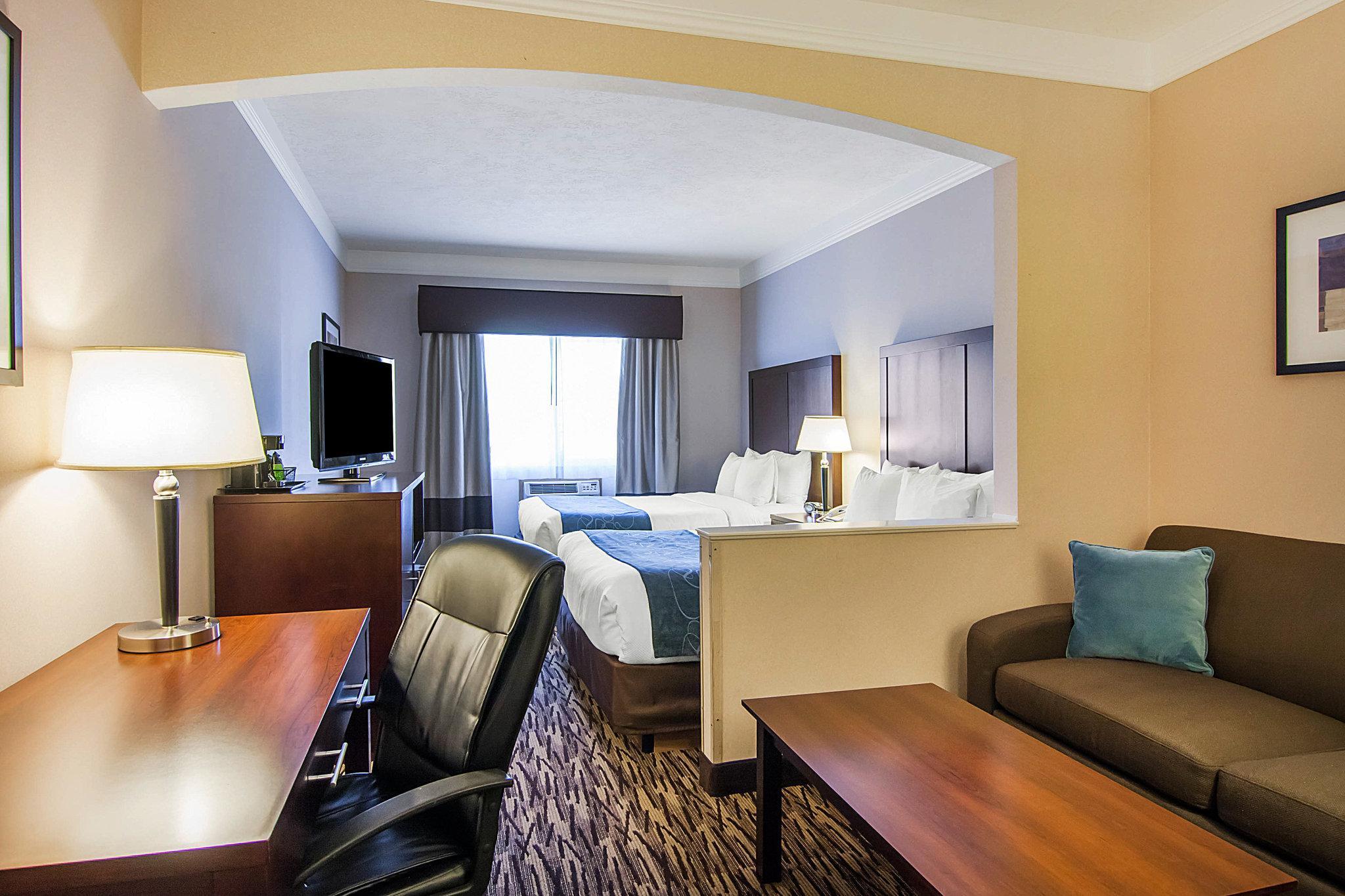 Comfort Suites Salem Esterno foto