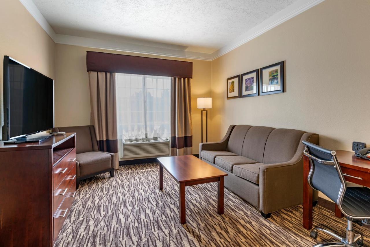 Comfort Suites Salem Esterno foto