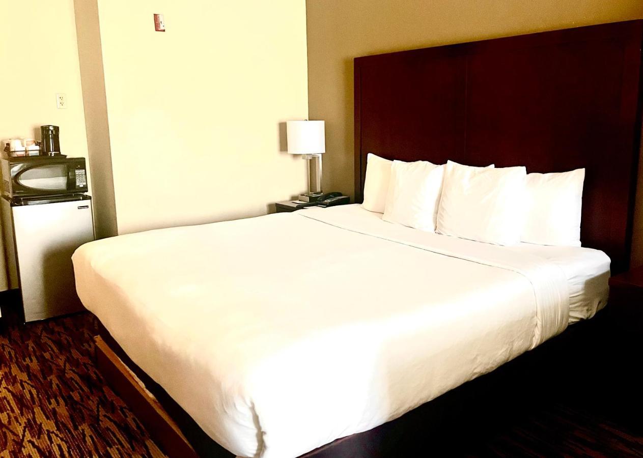 Comfort Suites Salem Esterno foto