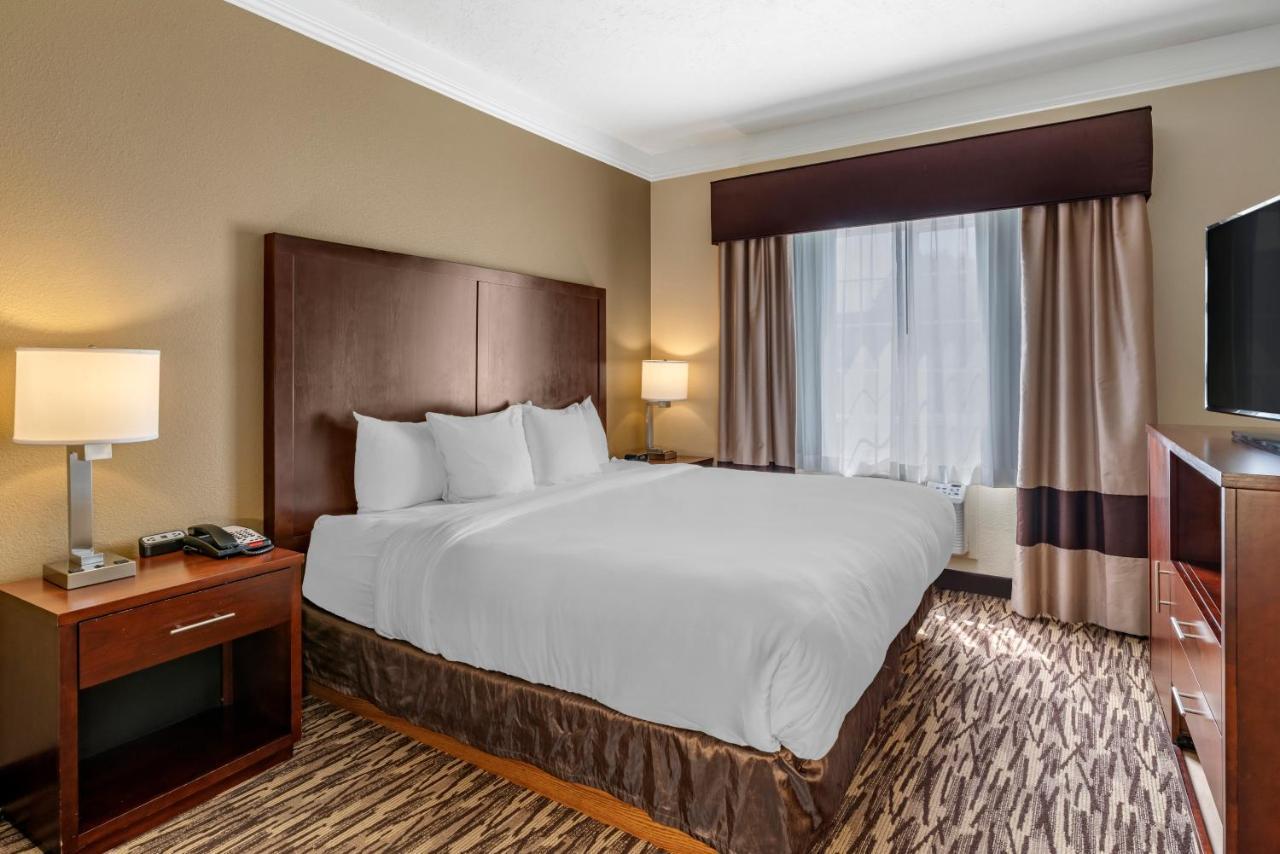 Comfort Suites Salem Esterno foto