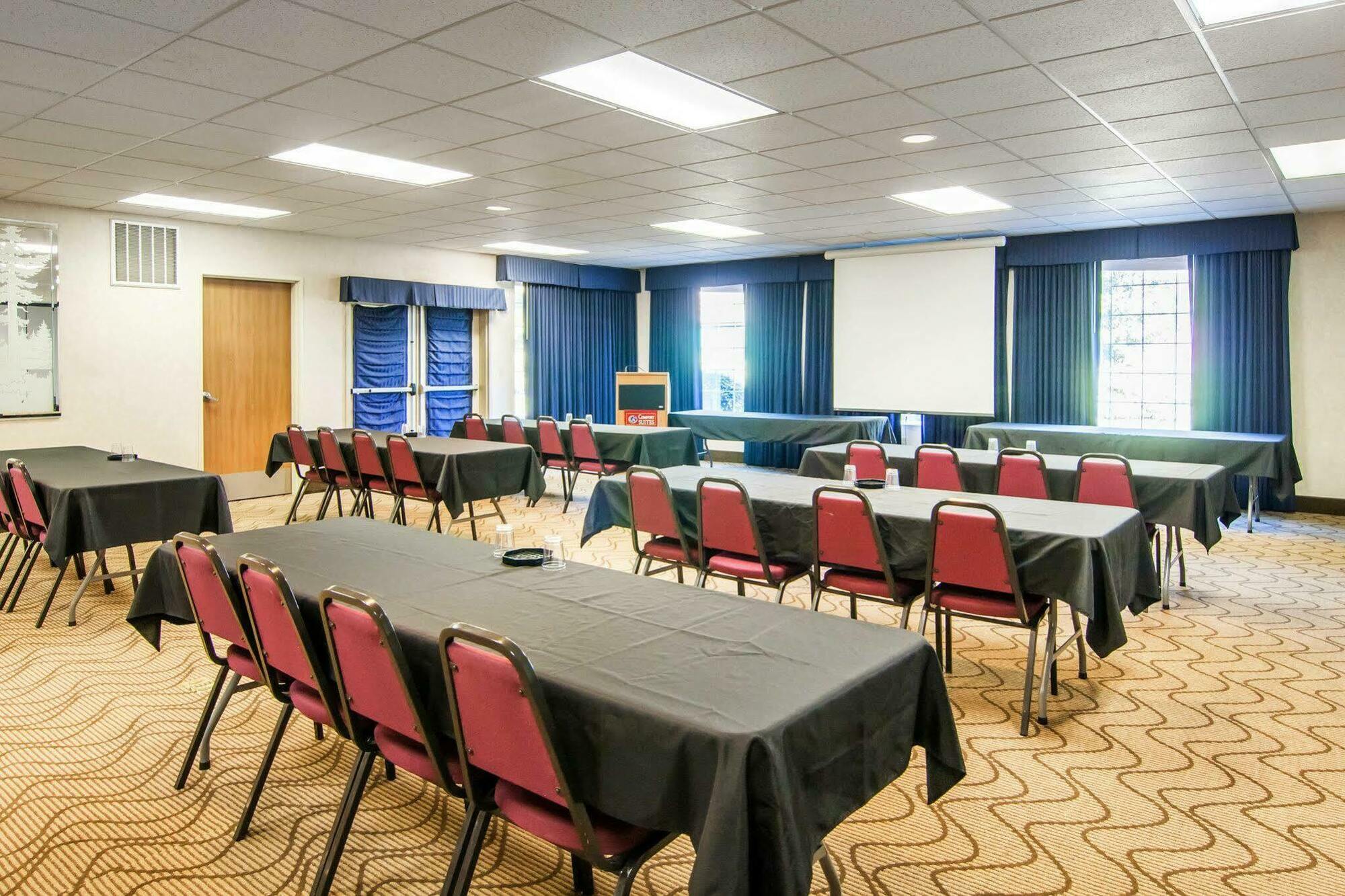 Comfort Suites Salem Esterno foto